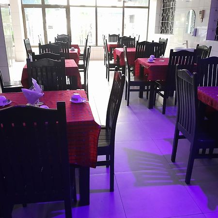 Hotel Ideal Дар ес Саалам Екстериор снимка