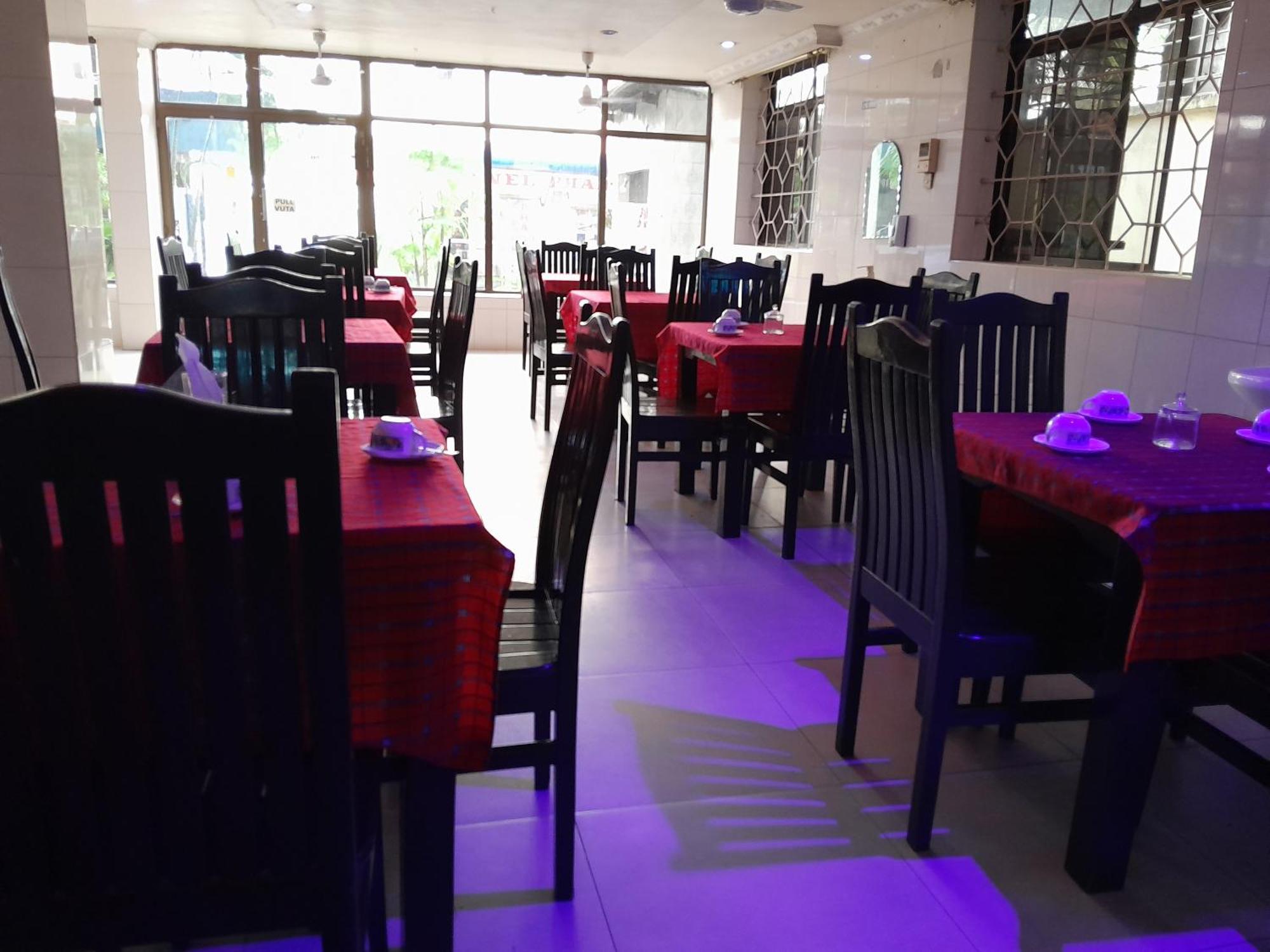Hotel Ideal Дар ес Саалам Екстериор снимка